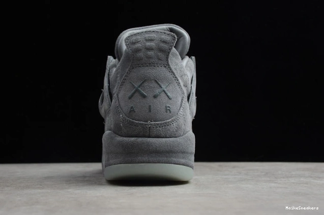 MaikeSneakers 930155-003 4 KAWS Cool Air Grey x Jordan 0810